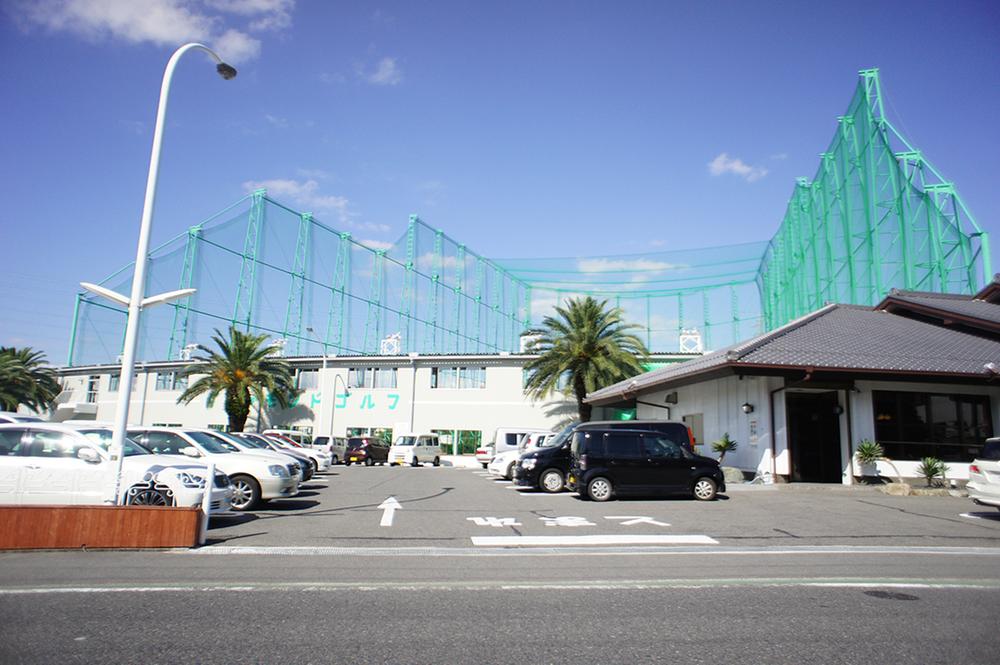 Other Environmental Photo. 500m to Diamond Golf