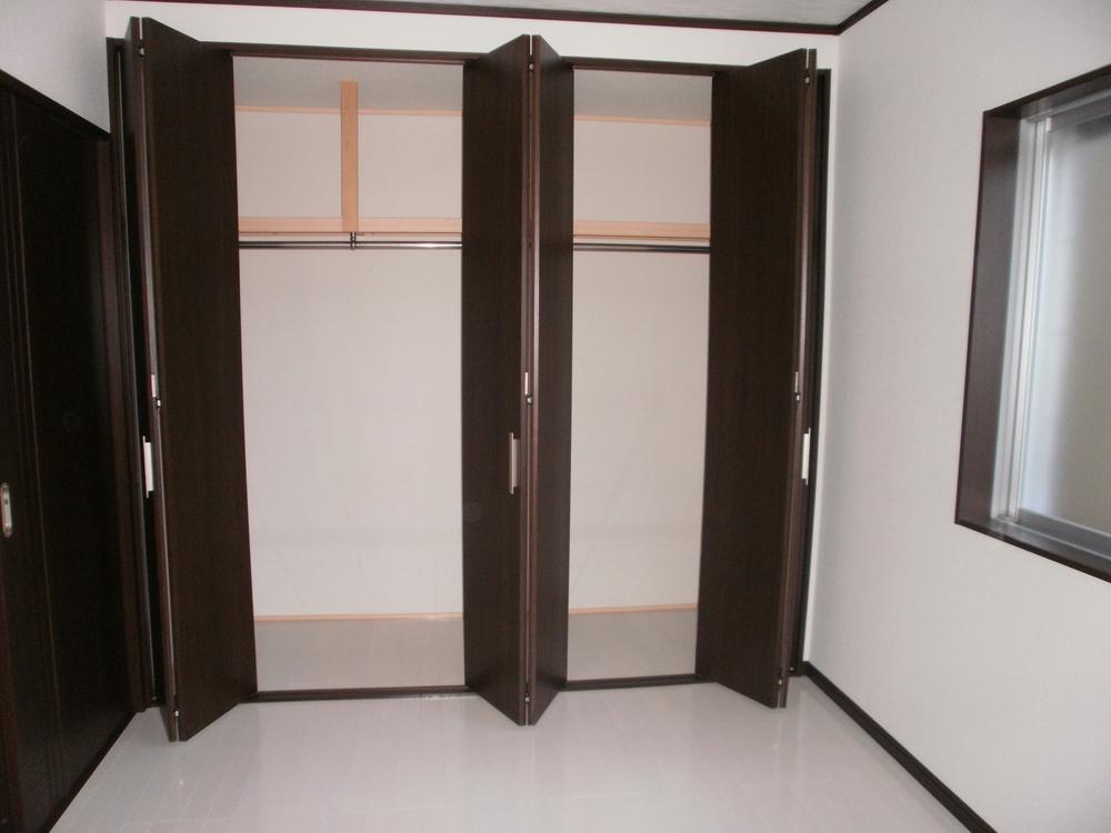 Non-living room. Indoor (January 2013) Shooting