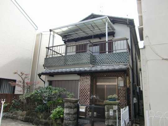 Local appearance photo. The building is the appearance.