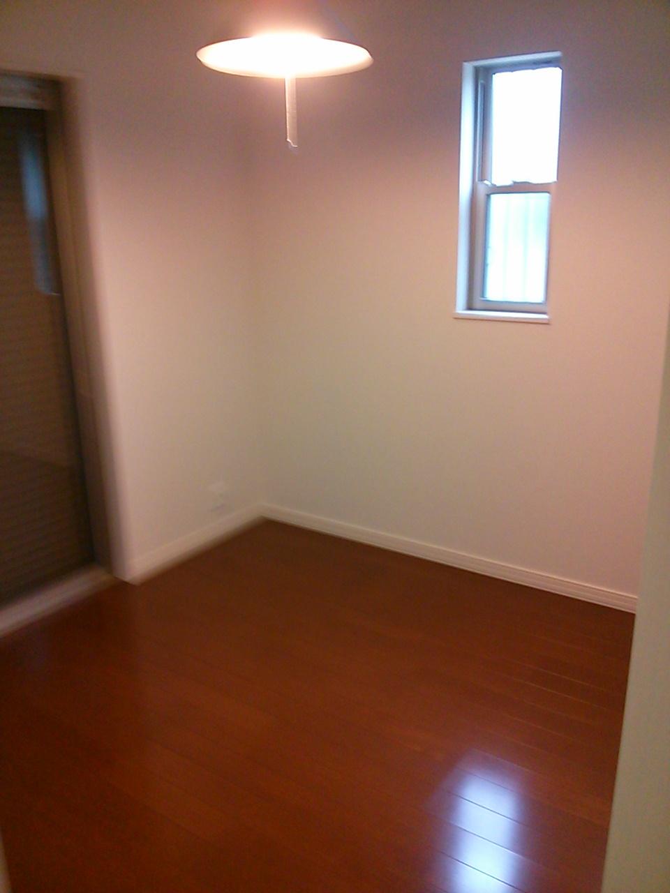 Non-living room. It is the south side of the 4.5 Pledge of Western-style. 