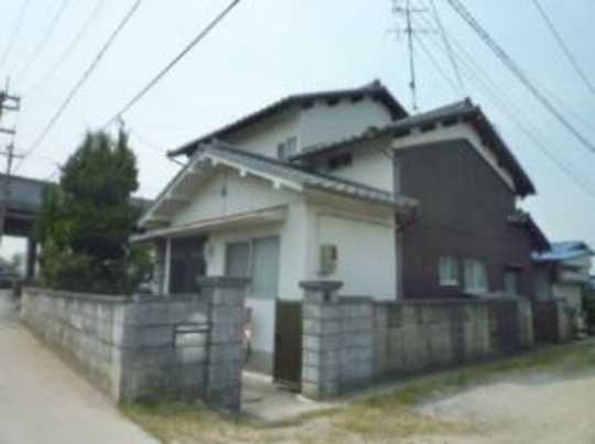 Local appearance photo. The property is the appearance. 