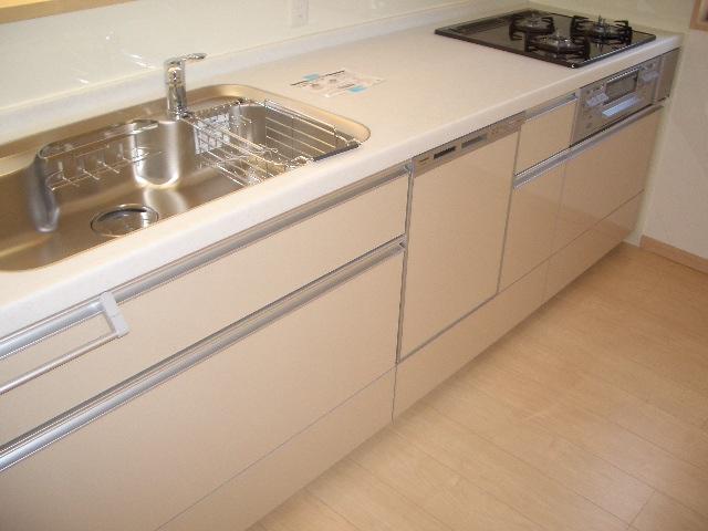 Same specifications photo (kitchen)