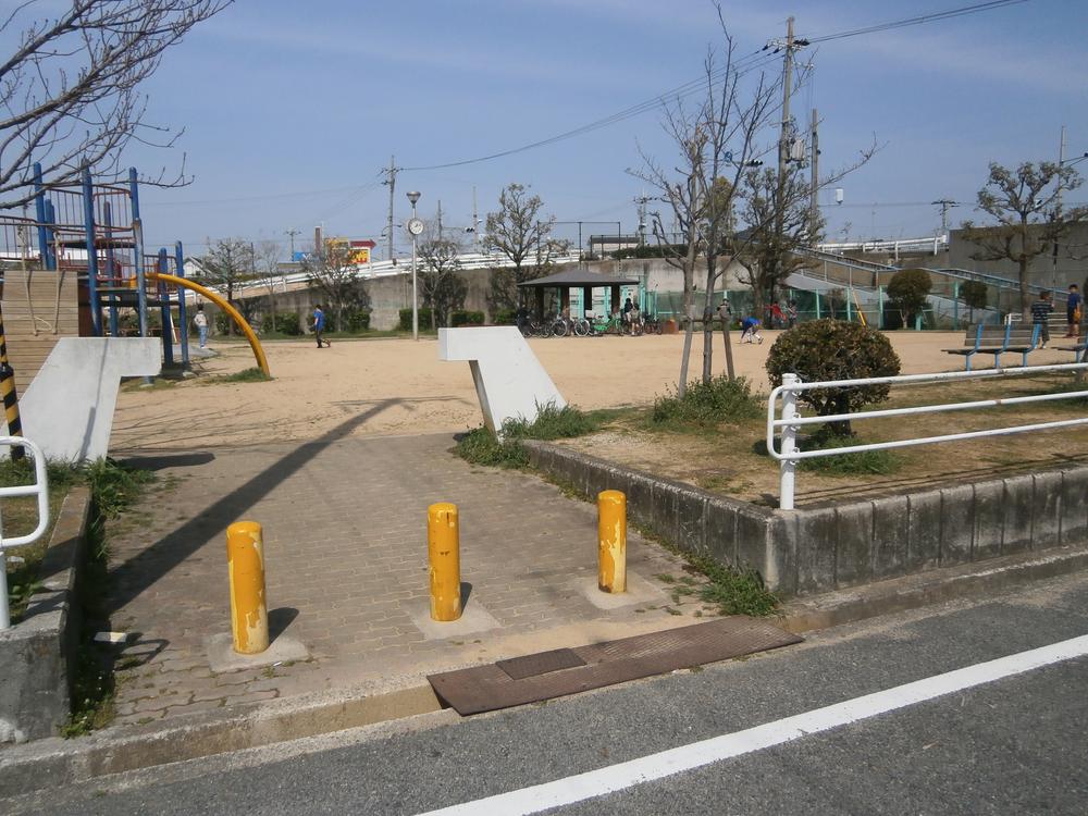 Other. There are larger park is three places