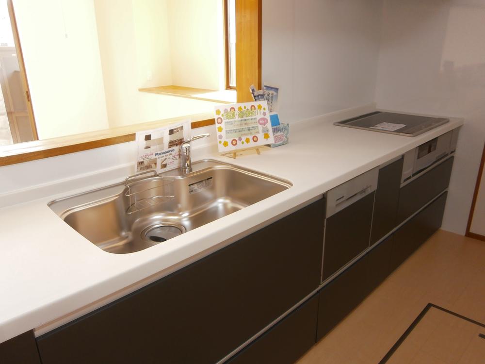 Kitchen. Room (May 2013) Shooting