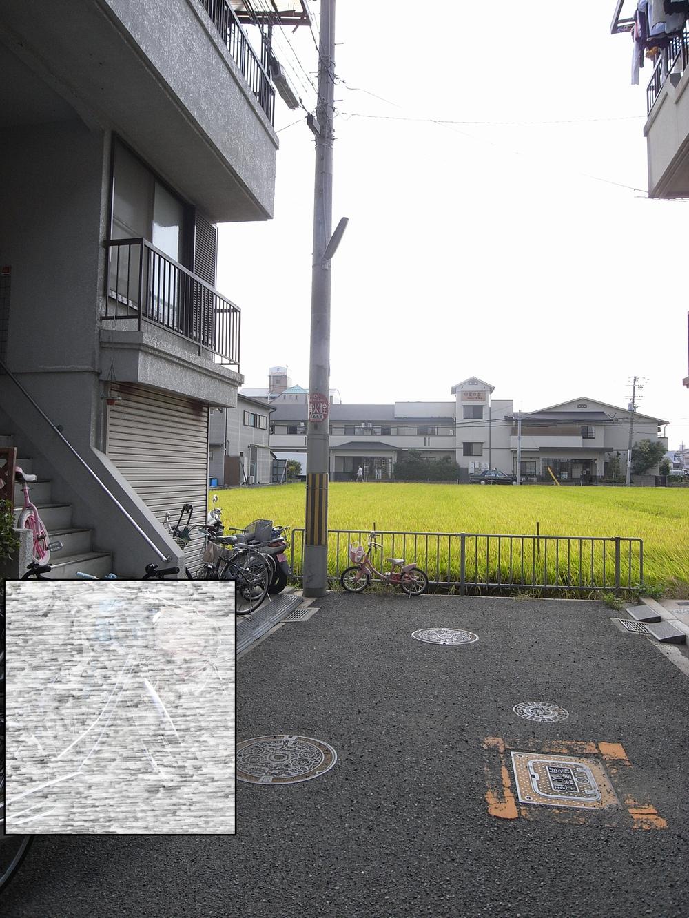 Local photos, including front road. Local (September 2012) shooting