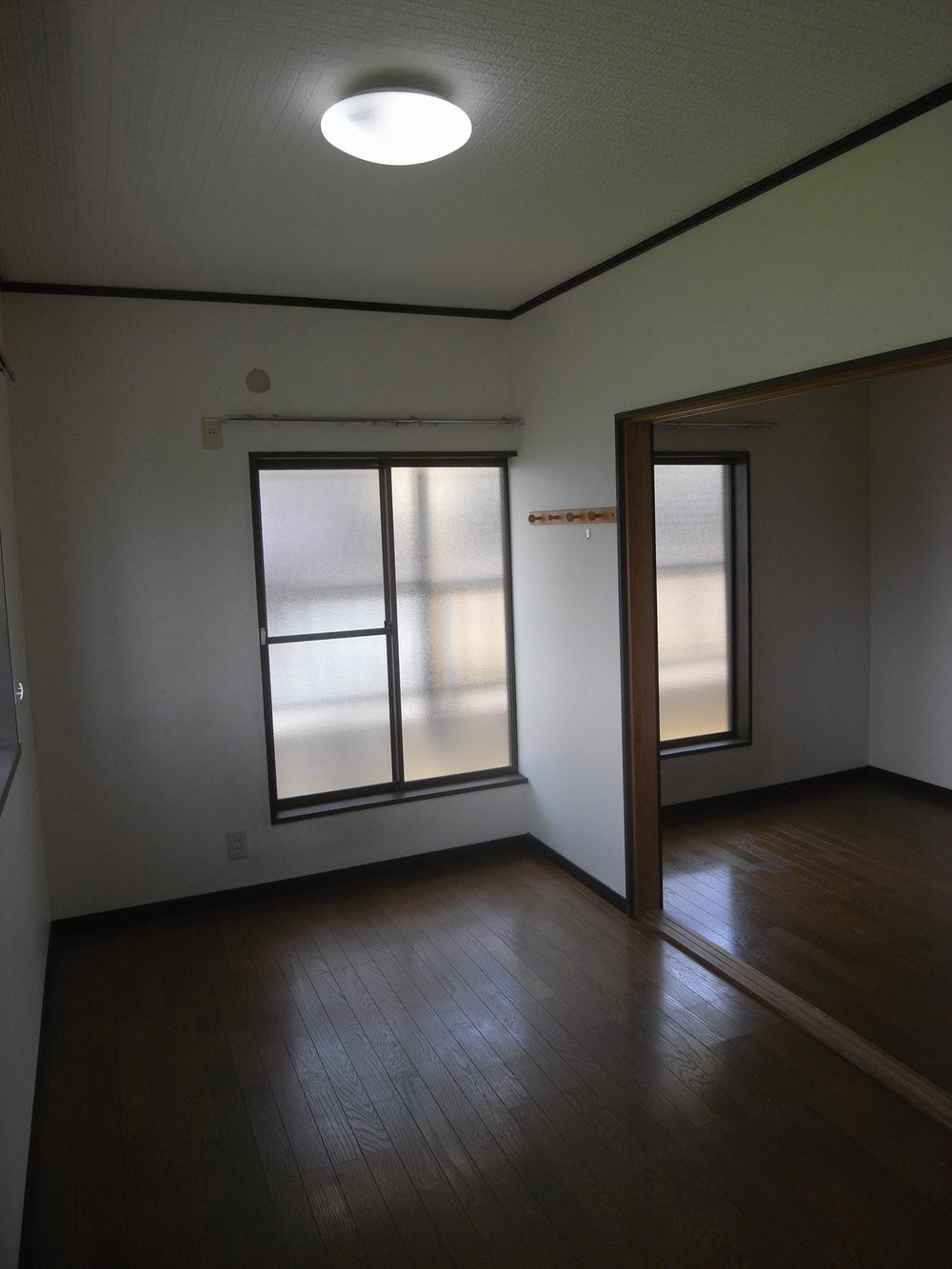 Other introspection. Indoor (July 2013) Shooting