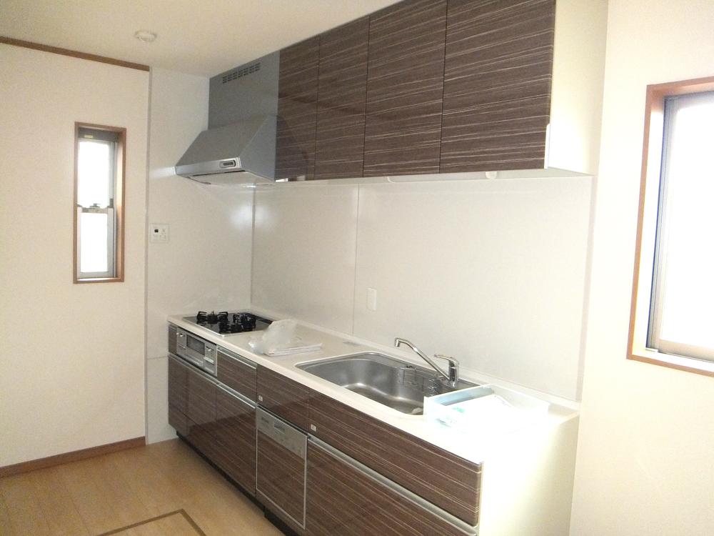 Building plan example (introspection photo). Calm shades, Stylish system Kitchen!