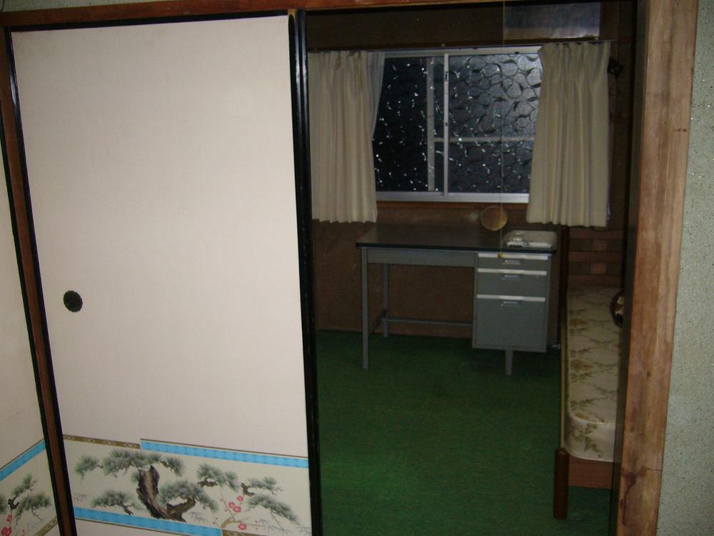 Non-living room. Second floor Japanese-style room