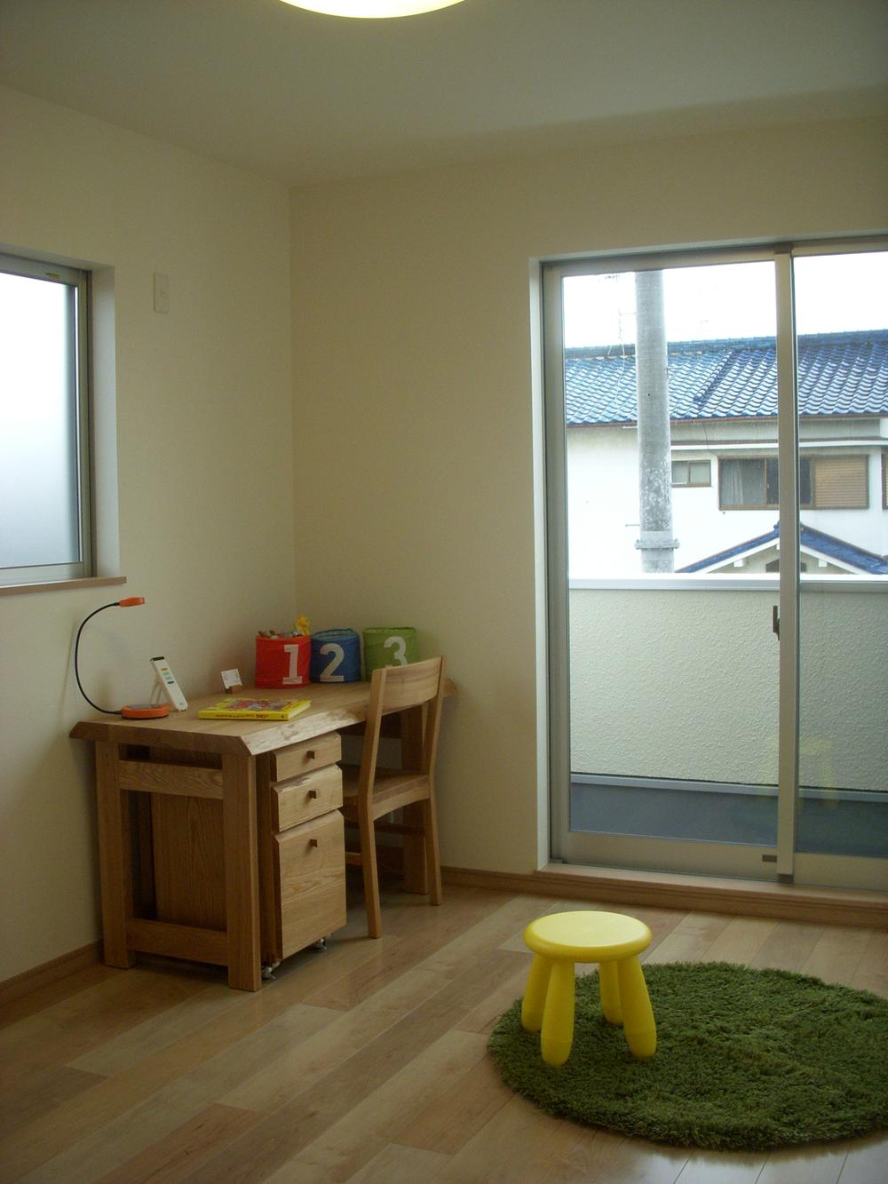 Model house photo. Our model house introspection (children's room)