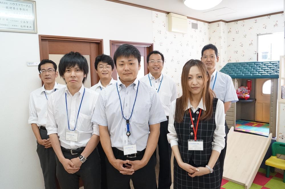 Other. Our shop parking ・ Children's Playground ・ Since it is a baby bed equipped, Please not contact us with confidence