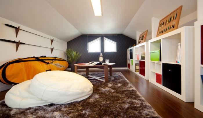 Other local. Private pocket Deki use it as a room of the second floor attic to the husband of a hobby.