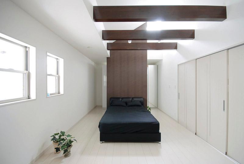 Same specifications photos (Other introspection). Our construction cases Open closet in the back of the bed But! !