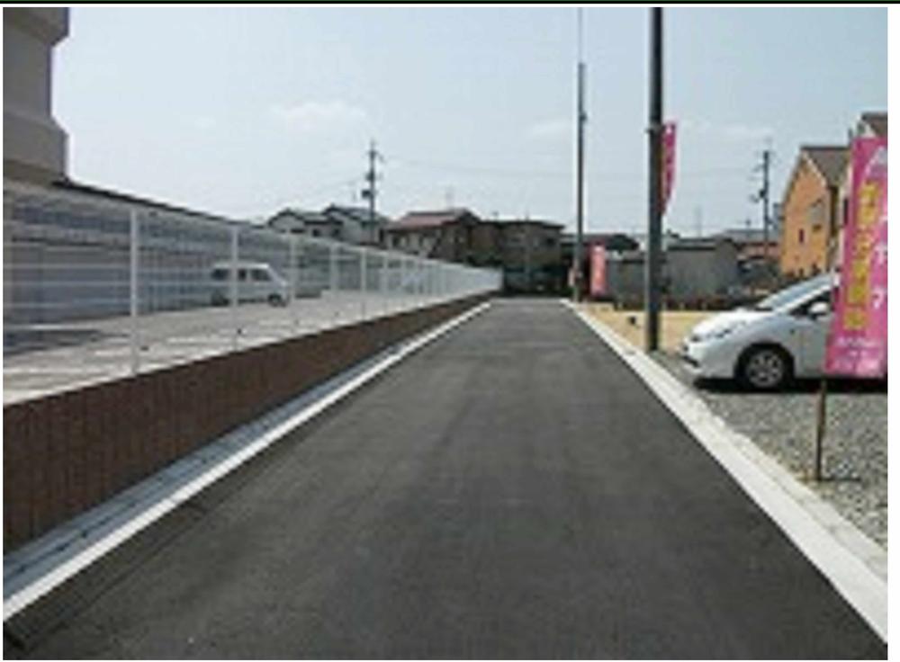 Local photos, including front road. Local (July 2013) Shooting