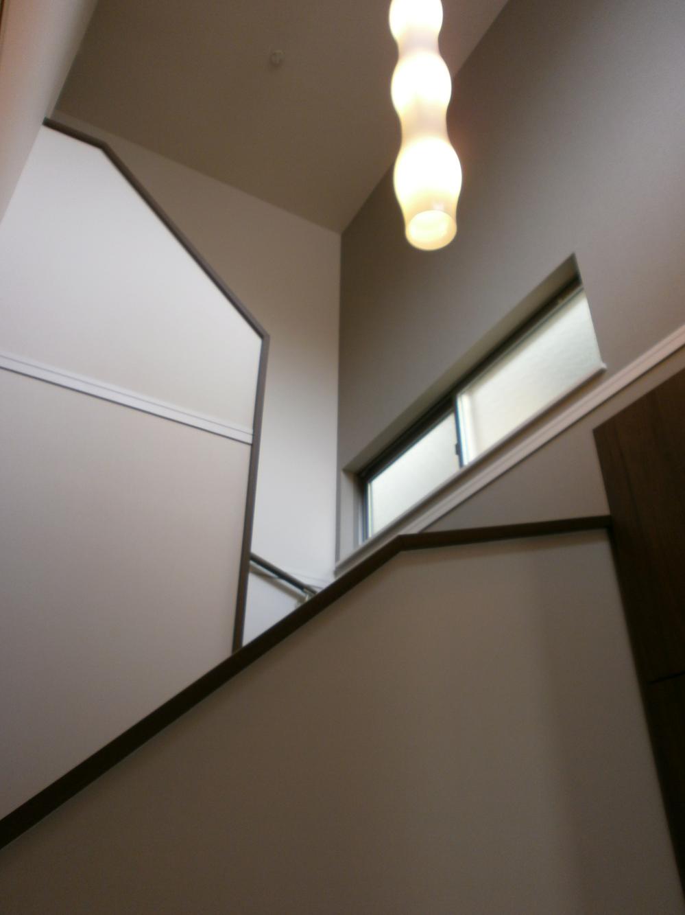 Entrance. It is a blow of toward the stairs from the front door