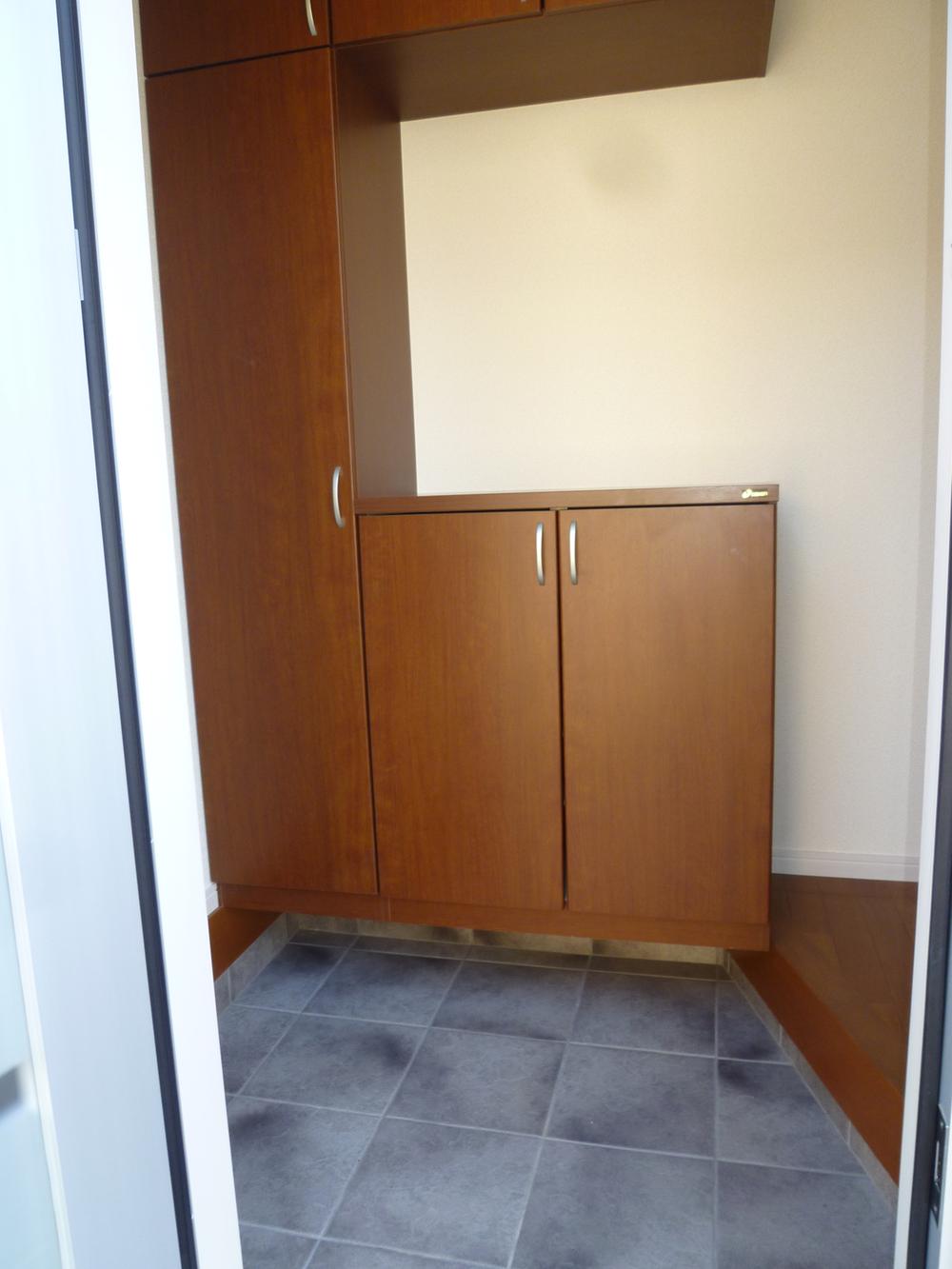 Entrance. Wide entrance