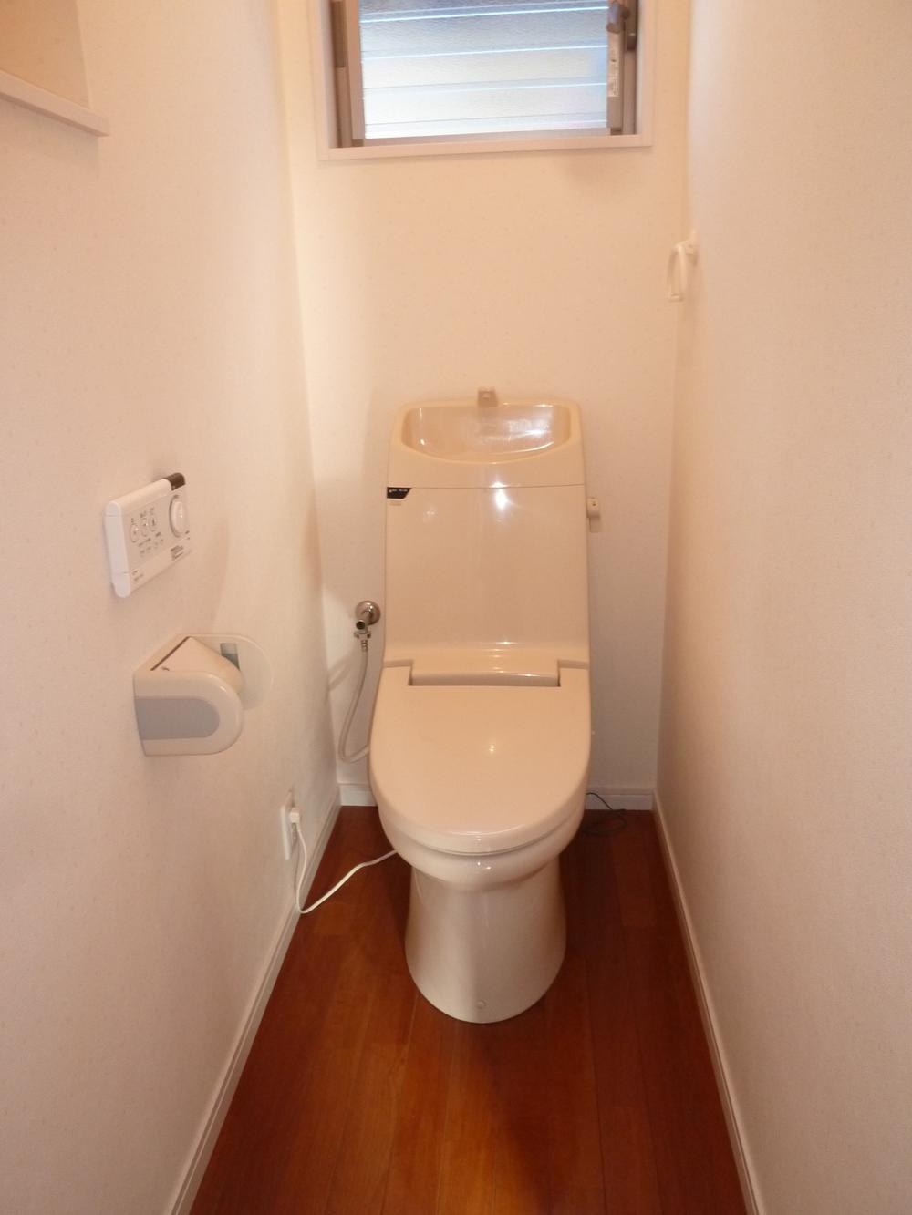 Toilet. The second floor of the toilet