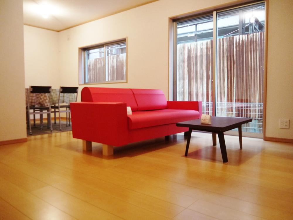 Living. Local (10 May 2013) Shooting All sections LDK counter kitchen is 14 quires more