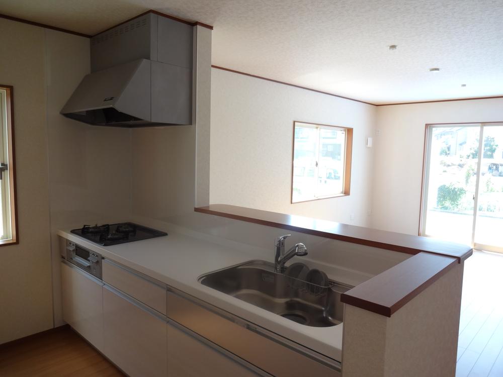 Kitchen. Storage rich counter kitchen