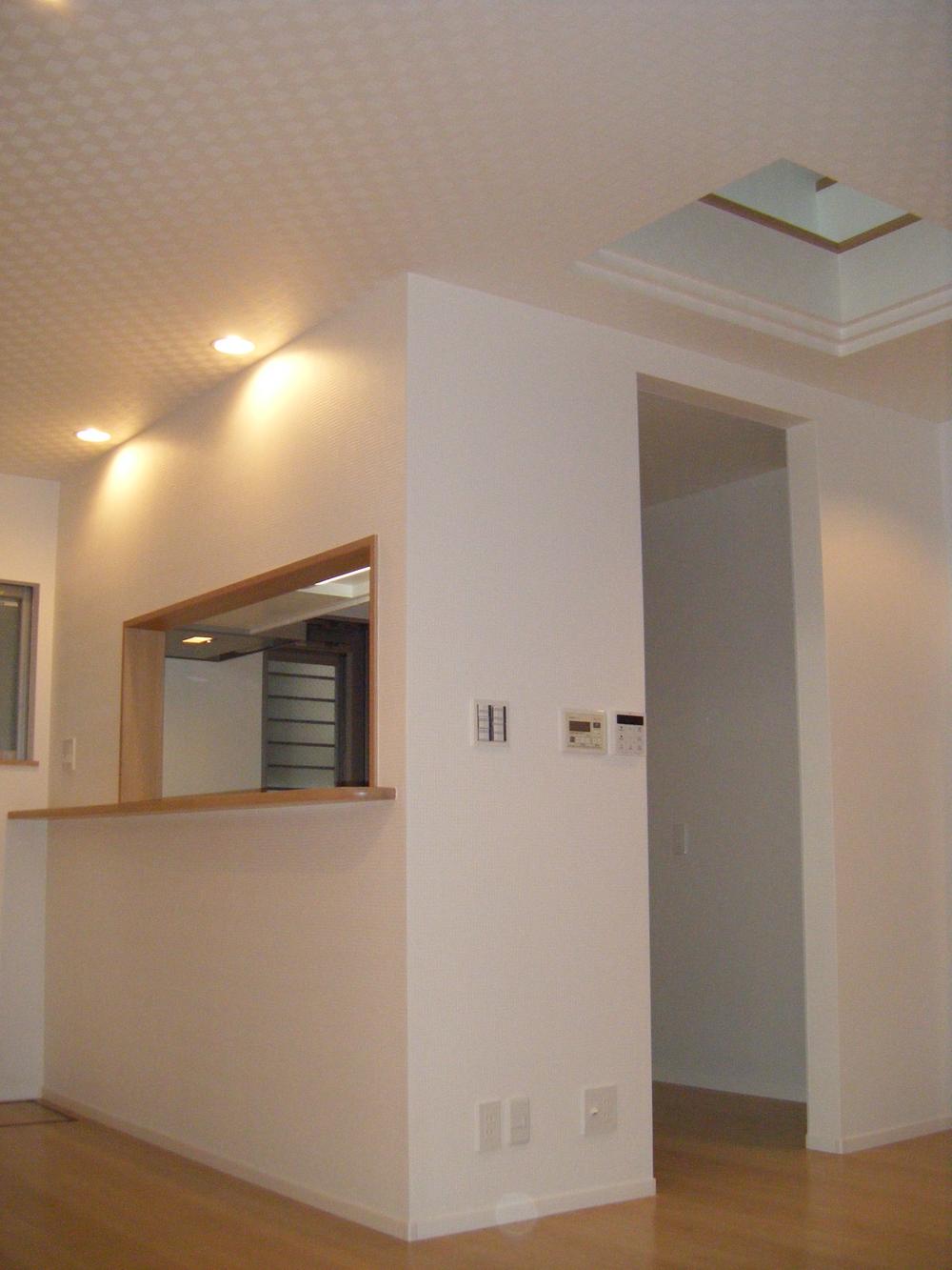 Kitchen. Counter Kitchen ・ Downlight