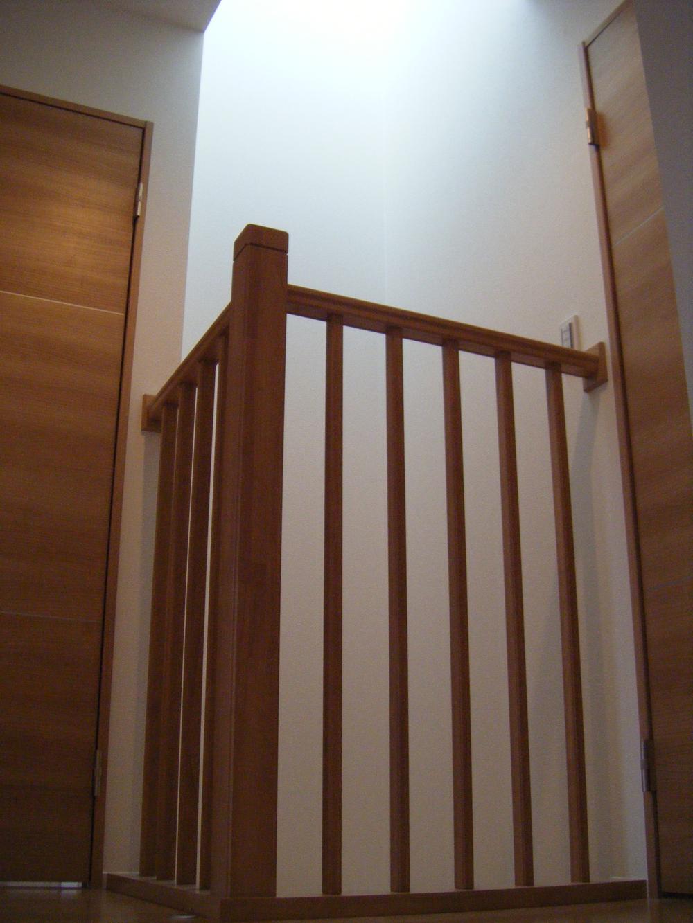 Other introspection. Second floor Atrium