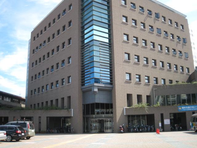 Government office. 674m to Matsubara city hall