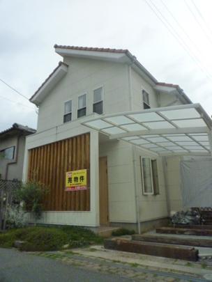 Local appearance photo. This property appearance. 