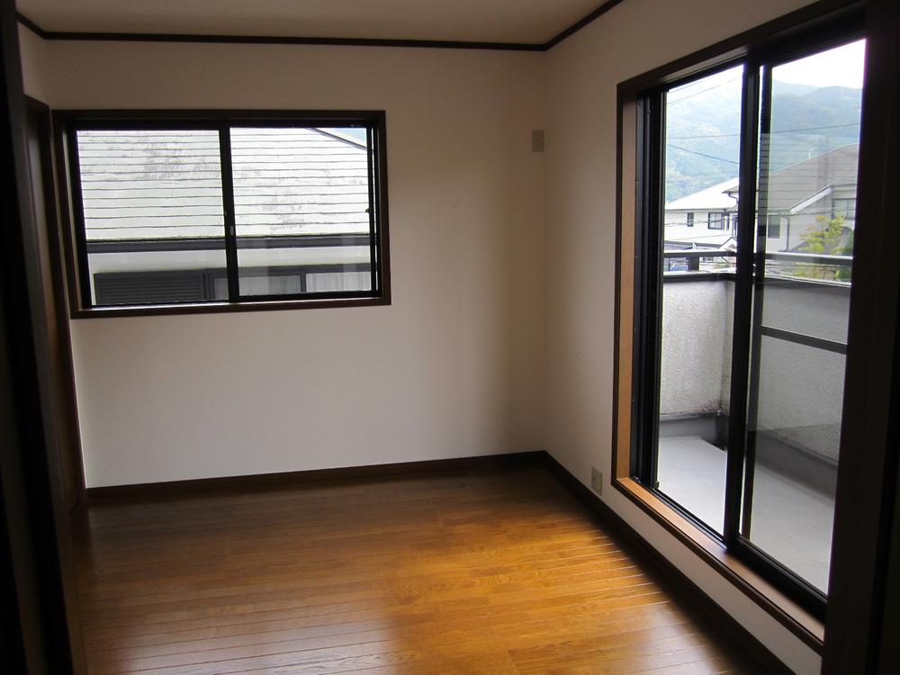 Non-living room. Indoor (10 May 2013) Shooting