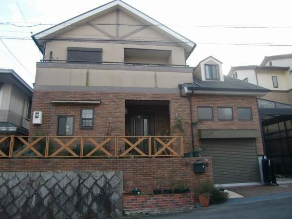 Local appearance photo. 2001 August construction