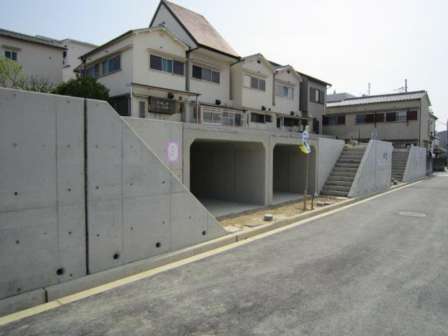 Local photos, including front road. Local (September 2013) Shooting