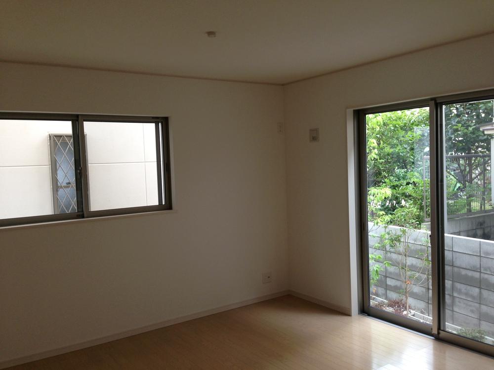 Non-living room. Indoor (September 2013) Shooting