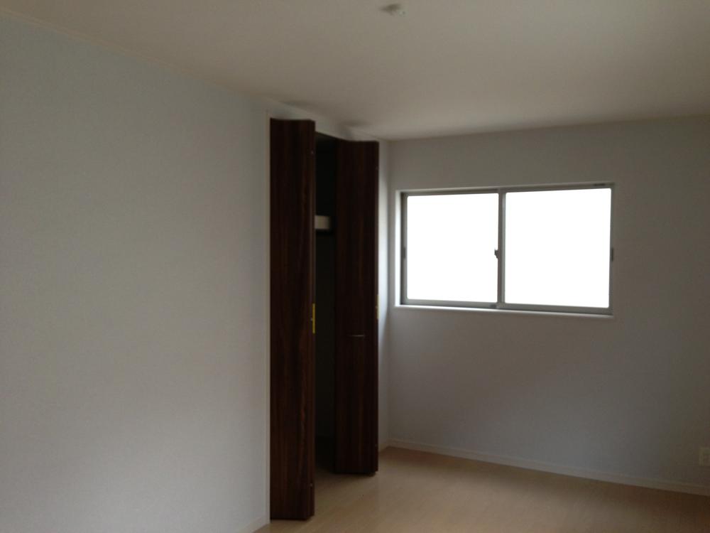 Non-living room. Indoor (September 2013) Shooting