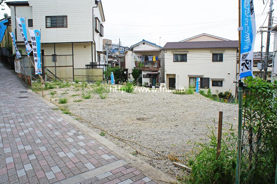 Local land photo. Local (10 May 2013) Shooting East side: A No. land