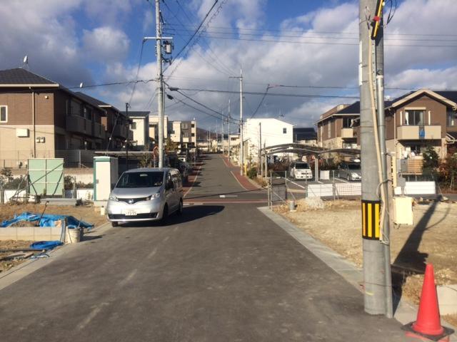 Local photos, including front road. Spacious west road 6m also front road