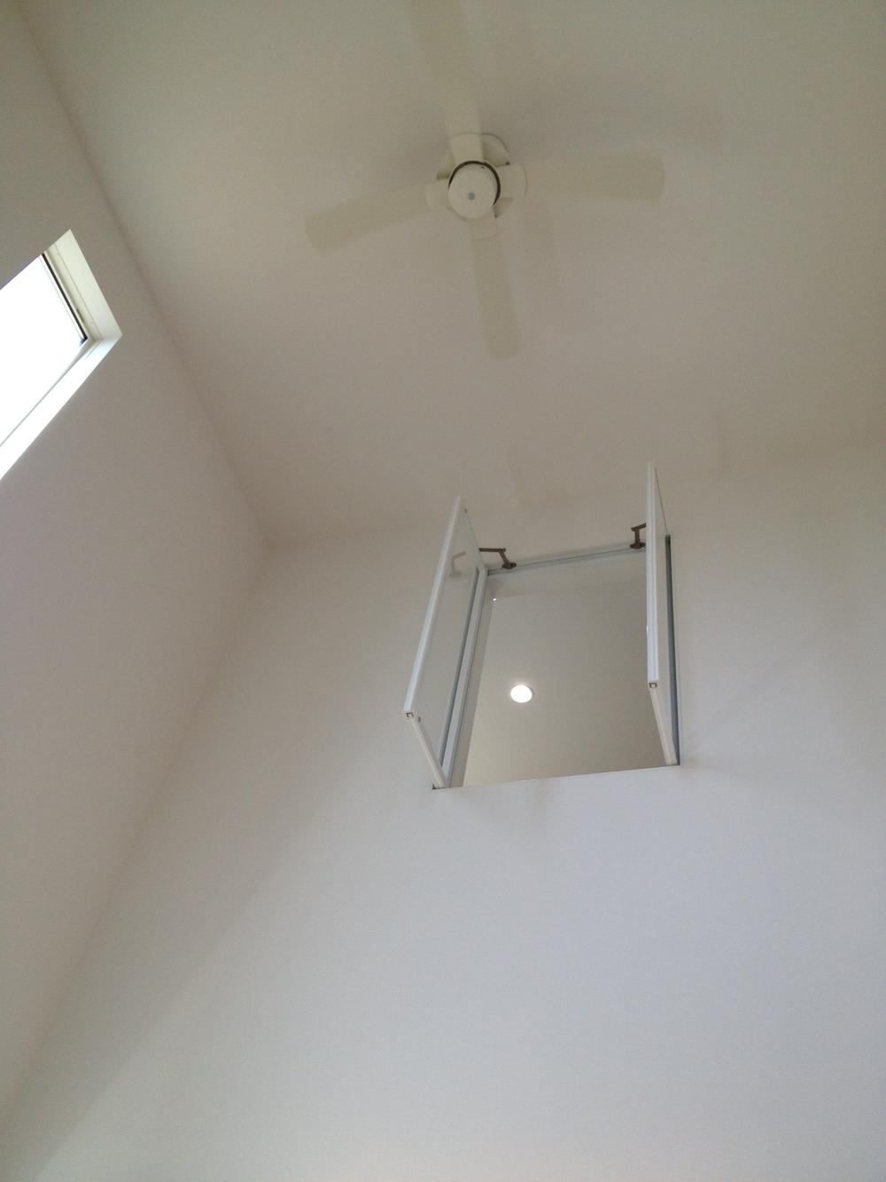 Living. Indoor (September 2013) Shooting Living stairwell and second floor study room window