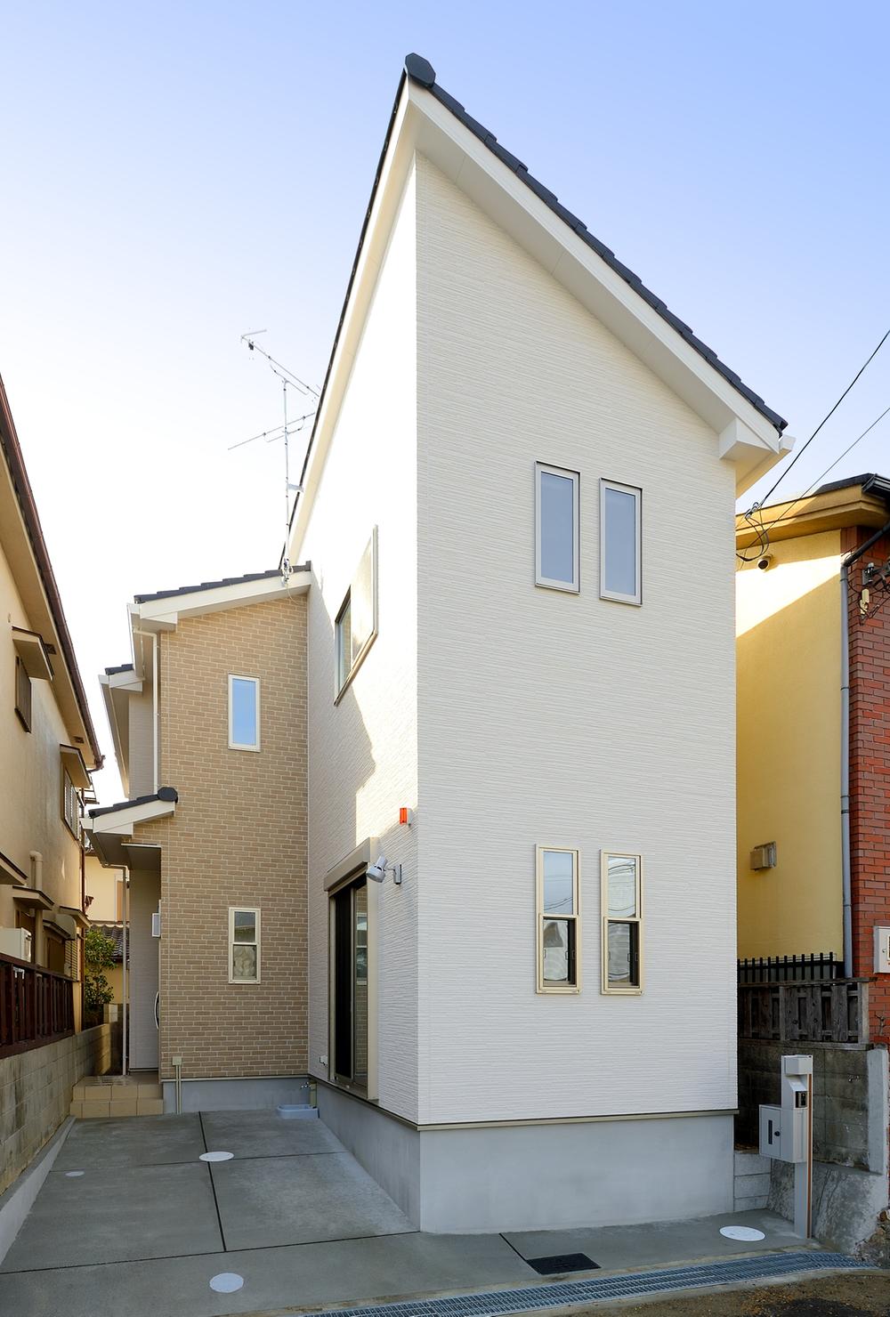 Local appearance photo