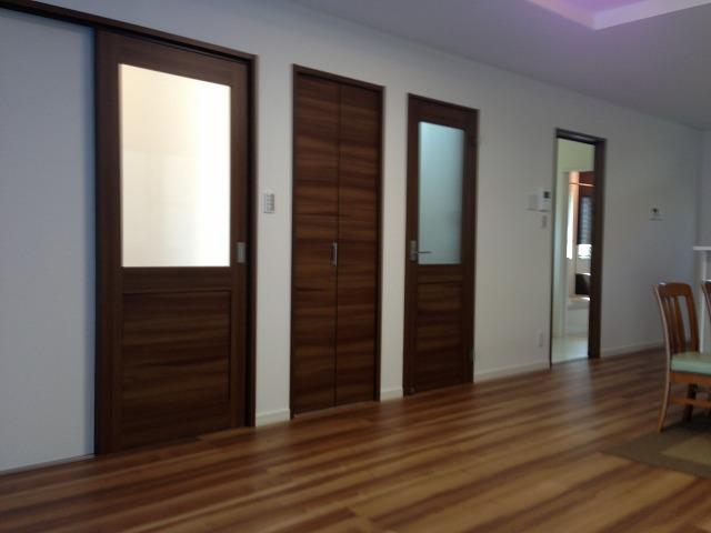 Living. Indoor (07 May 2013) Shooting