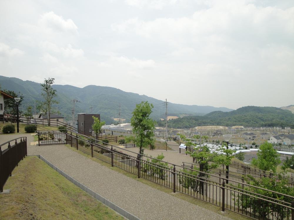 Sale already cityscape photo. Sale already the city average