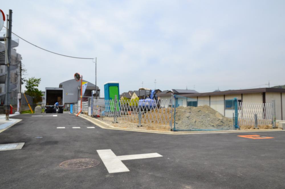 Local appearance photo. Local (April 2013) Shooting Take a look at this day. Also spacious !! before road