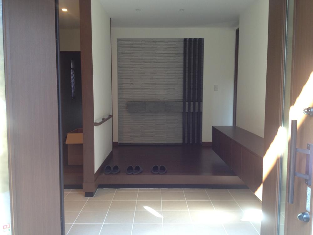 Entrance. Indoor (11 May 2013) Shooting