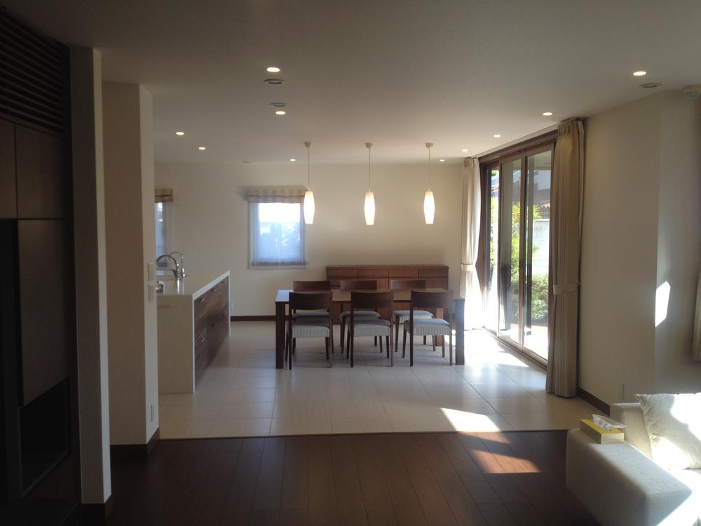 Living. Indoor (11 May 2013) Shooting