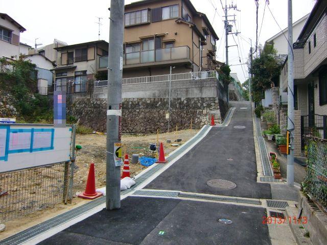 Local photos, including front road. Local (11 May 2013) Shooting