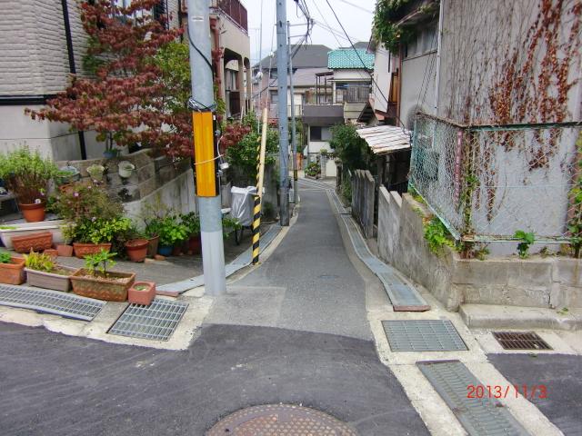 View photos from the local. Local (11 May 2013) Shooting