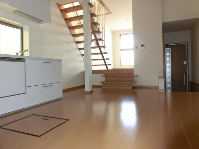 Kitchen. Local (April 2013) Shooting