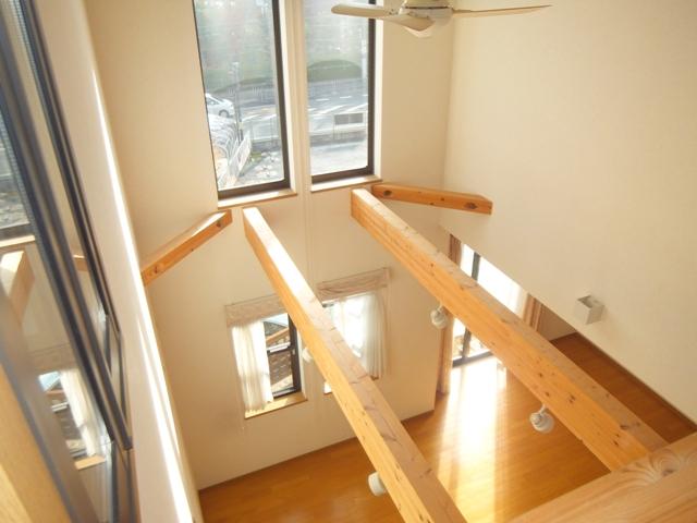 Same specifications photos (living). The well is in the living room top, Plug the light! 