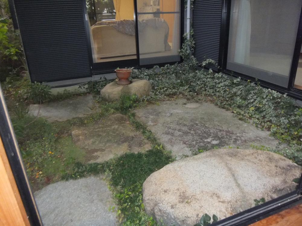 Garden. Local (11 May 2012) shooting ・ You can enjoy yard work