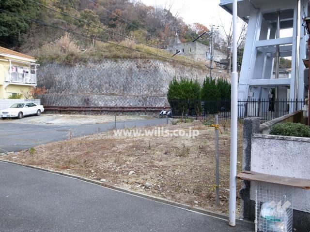 Local appearance photo. Local (12 May 2013) Shooting