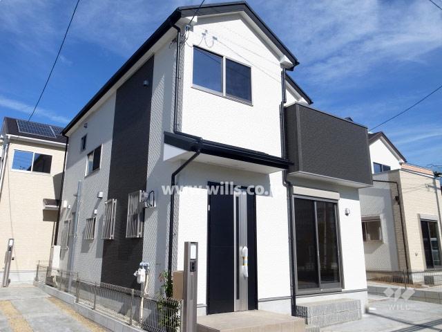 Local appearance photo. Local (11 May 2013) Shooting