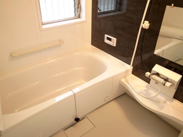 Bathroom. Indoor (July 2013) Shooting