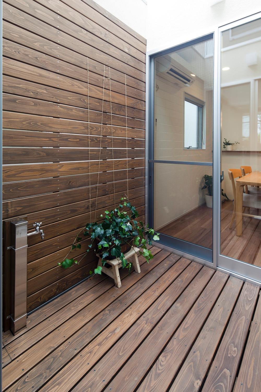 Building plan example (introspection photo). Wood deck