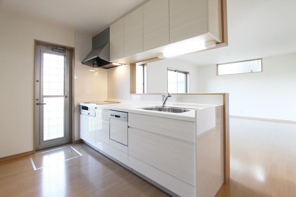 Kitchen. (October 2013) Shooting